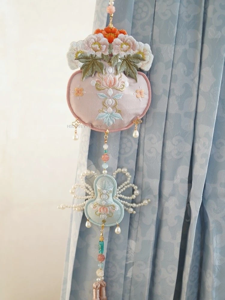 

Improved New Chinese Hanfu Accessories Waist Hanging Antique Delicate Embroidery Tassel Accessories Horce Face Accessories