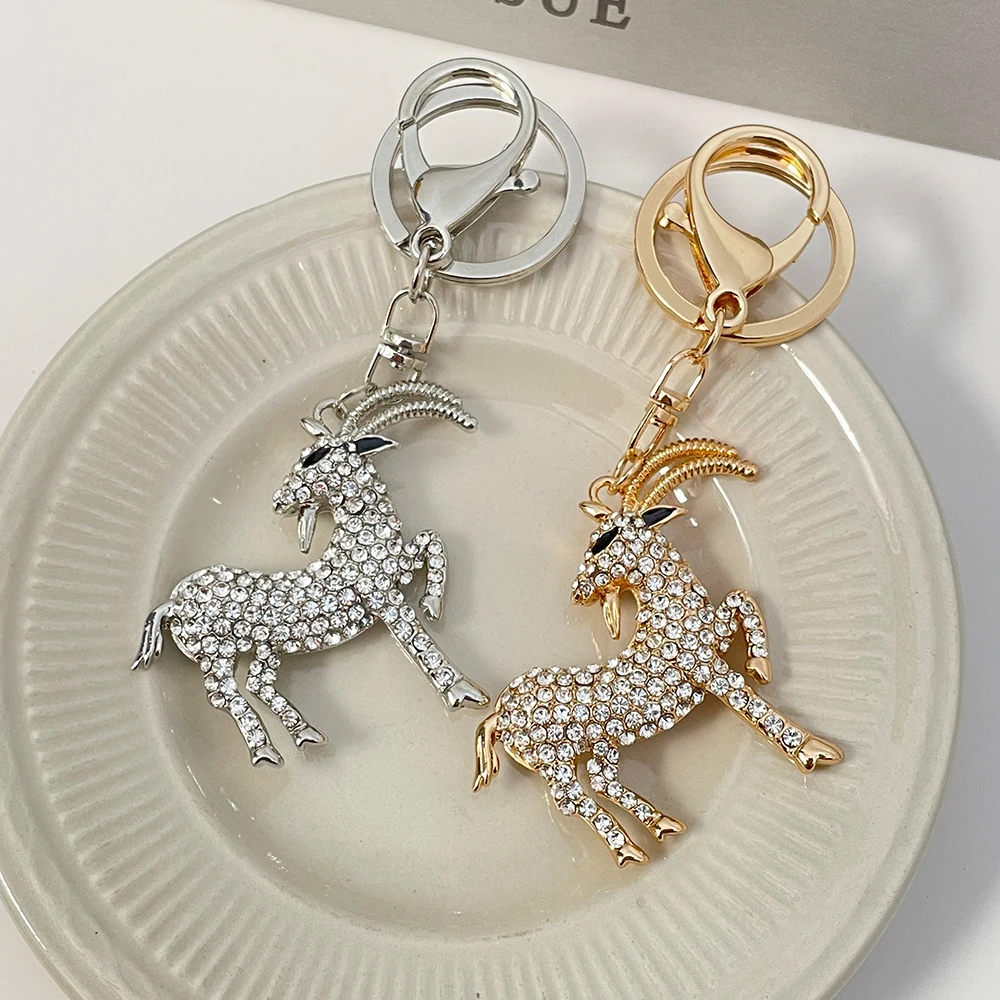 Goat Key Chain Rhinestone Crystal Key Ring Women\'s Bag Pendant Souvenir Gift for Family Friends