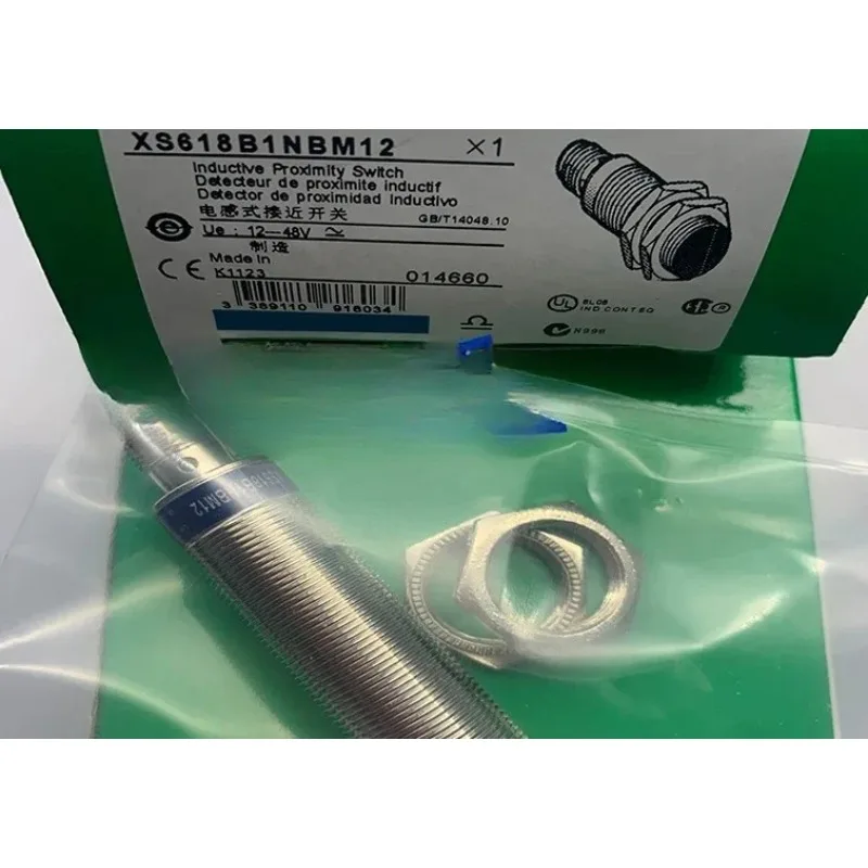 Plug-in sensor XS618B1MAU20 XS618B1MBU20 proximity switch