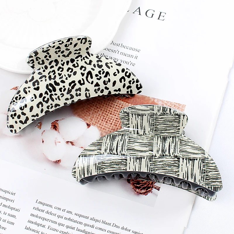 2023 Korean Women's Hair Clips Black White  Stars Flower Printing Crab Claw Barrettes Ponytail Girls Hairpin Hair Accessories