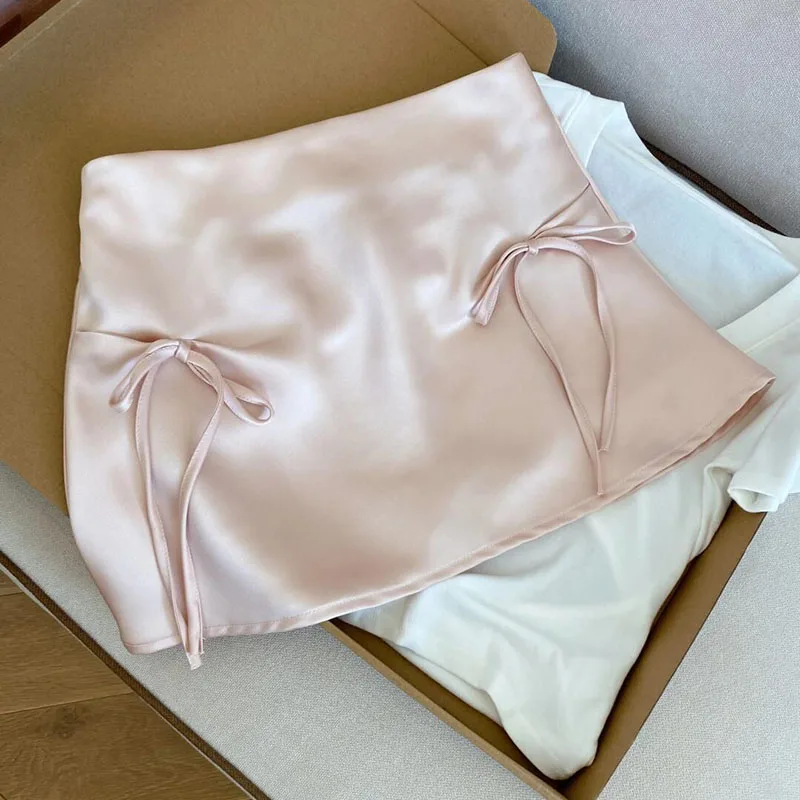 Fashion Women's Stain Mini Skirts Sweet Girls High Waist Bow Leisure Skirts for Women Casual Short Skirts Falda Corta De Satén