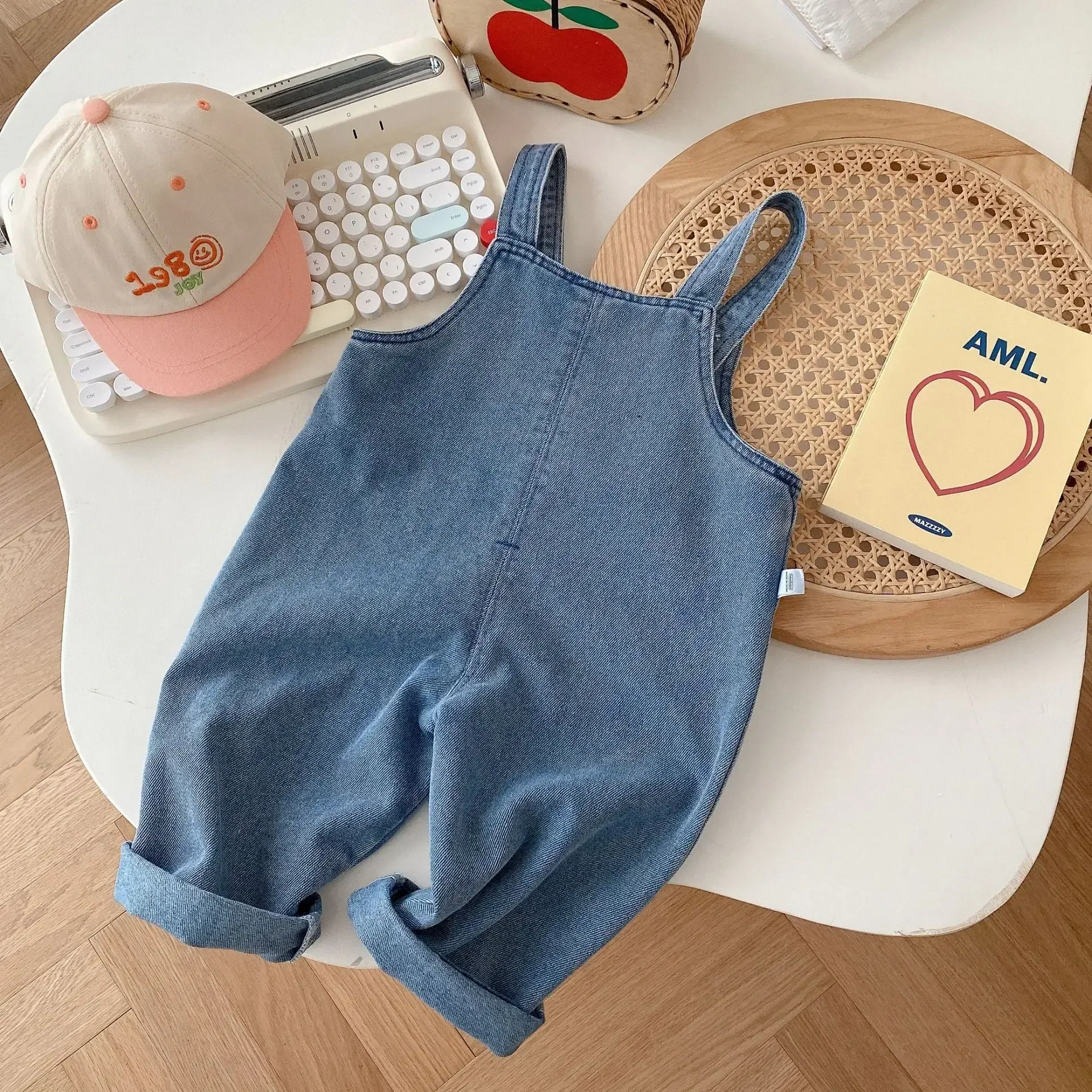 

2023 Autumn Children's Denim Overalls 0-5Years Toddler Kids Boys Bunny Jeans Loose Girls Jumpsuit Cotton Baby Suspender Pants