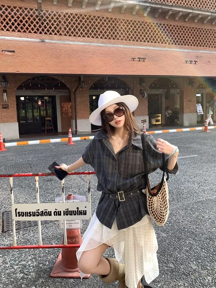 

Casual Style Women's Plaid Long Sleeve Shirt Slimming Design Spring 2026 Vintage Waist-Cinching Trendy Top Loose Fit