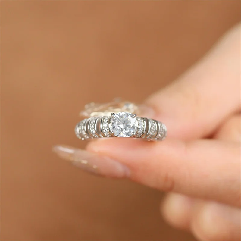 

Mosangxiha Lefei Fashion Trendy Classic Diamond-set Moissanite Design Oval Caterpillar Ring Charms Women Silver 925 Jewelry Gift