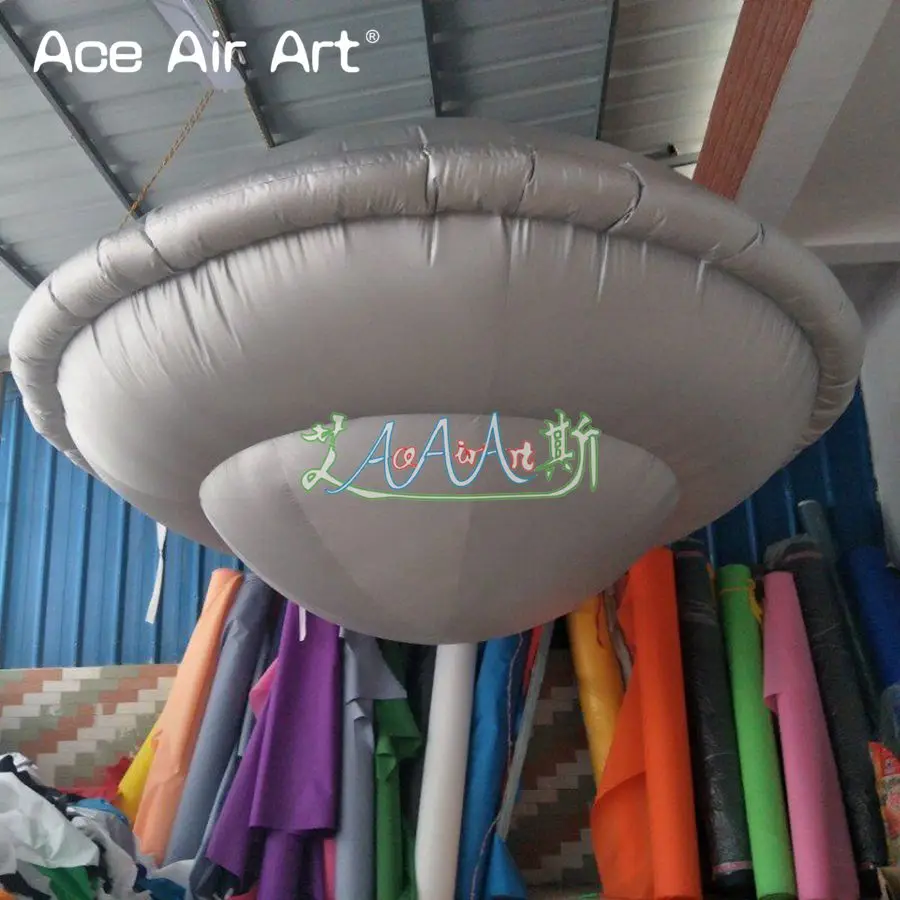 Novo modelo de OVNI de prata inflável pendurado com ventilador para decoração de clube/promoção/muse feito por Ace Air Art