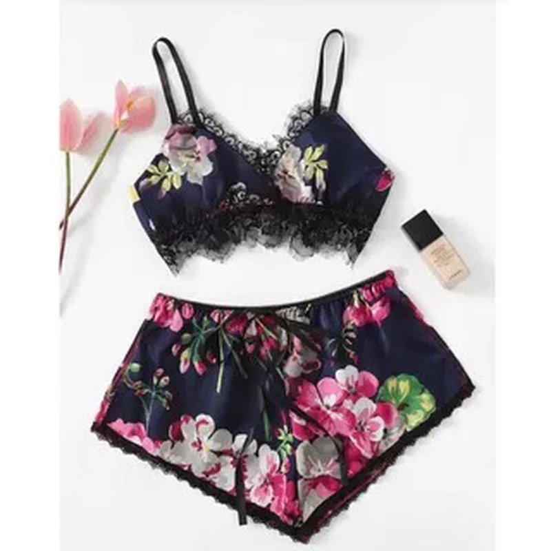 Sexy Lace Pajamas Sets Women Underwear Flowers Cami Top Shorts Home Wear Faux Silk Sleepwear Summer Casual Loungewear Nightwear