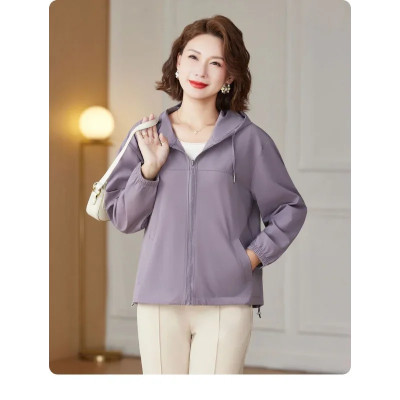 Women's Short 2025 New Windbreaker Women's Top Spring Autumn New Versatile Casual Mom Jacket