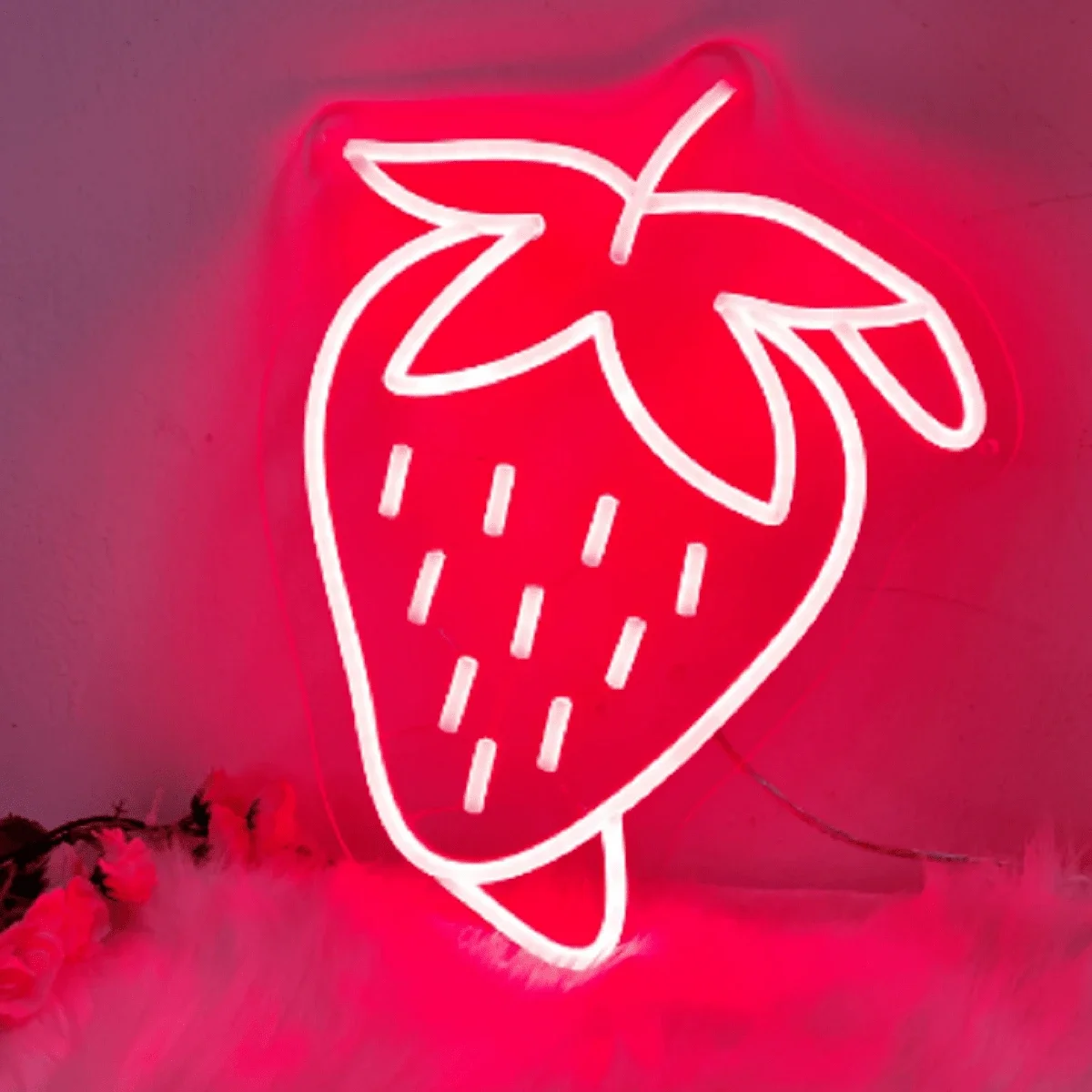 Modern Strawberry Design LED Neon Sign For Home Decoration Red Wall Decoration For Home Living Room Supermarket Shop Kids\' Gifts