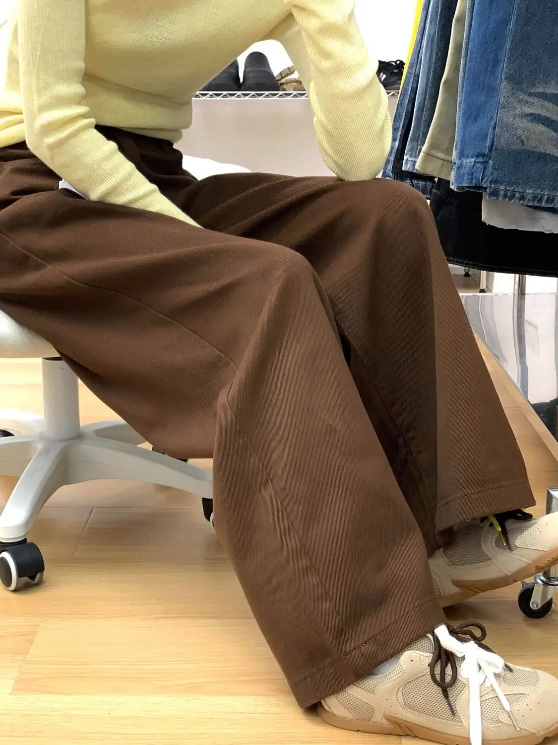 جينز أمريكي أنيق عتيق بخصر عالٍ للنساء موضة جديدة مريحة ثنيات مستقيمة الساق طول الأرض سروال دينم متعدد الاستخدامات