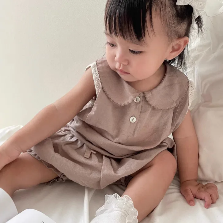 2026 Summer New Baby Sleeveless Clothes Set Girls Lapel Lace Tops + Shorts 2pcs Suit Solid Infant Toddler Cute Cotton Outfits