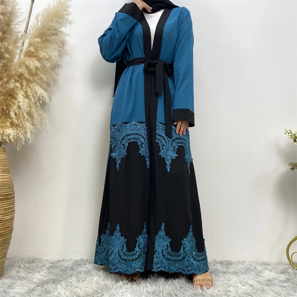 Fashion Muslim Dubai Women\'s Robes 2023 Muslim New fashion lace cut-out patchwork Cardigan Turkish Islamic Dress Long African dr