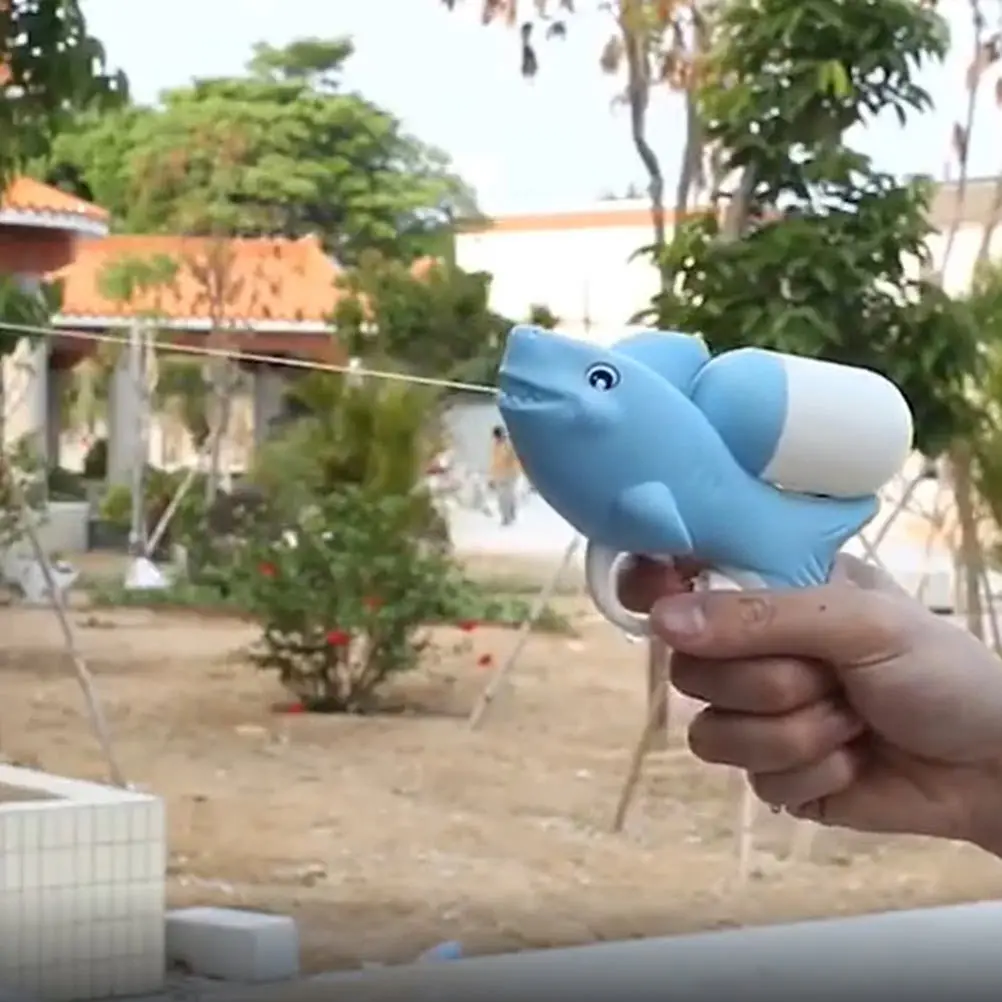 4 Peças de Mini Pistolas de Água para Festa de Verão, Brinquedos Leves e Portáteis para Crianças, Diversão na Praia e ao Ar Livre