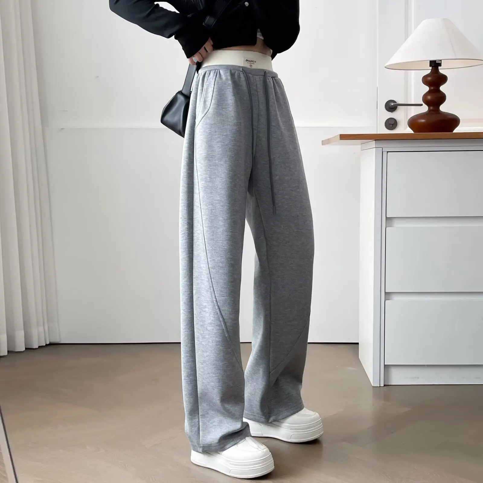 

XXXXL Fashion Plus Size Women's Straight Leg Pants Autumn And Winter New Style Fleece Thickened Casual Sweatpants Warm Trousers
