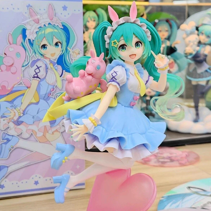 

Оригинальная фигурка Taito Hatsune Miku, призовая серия Rody Fairy Tale, версия Amp, кукла в платье с кроличьими ушками, настольное украшение, подарок на день рождения для девочки