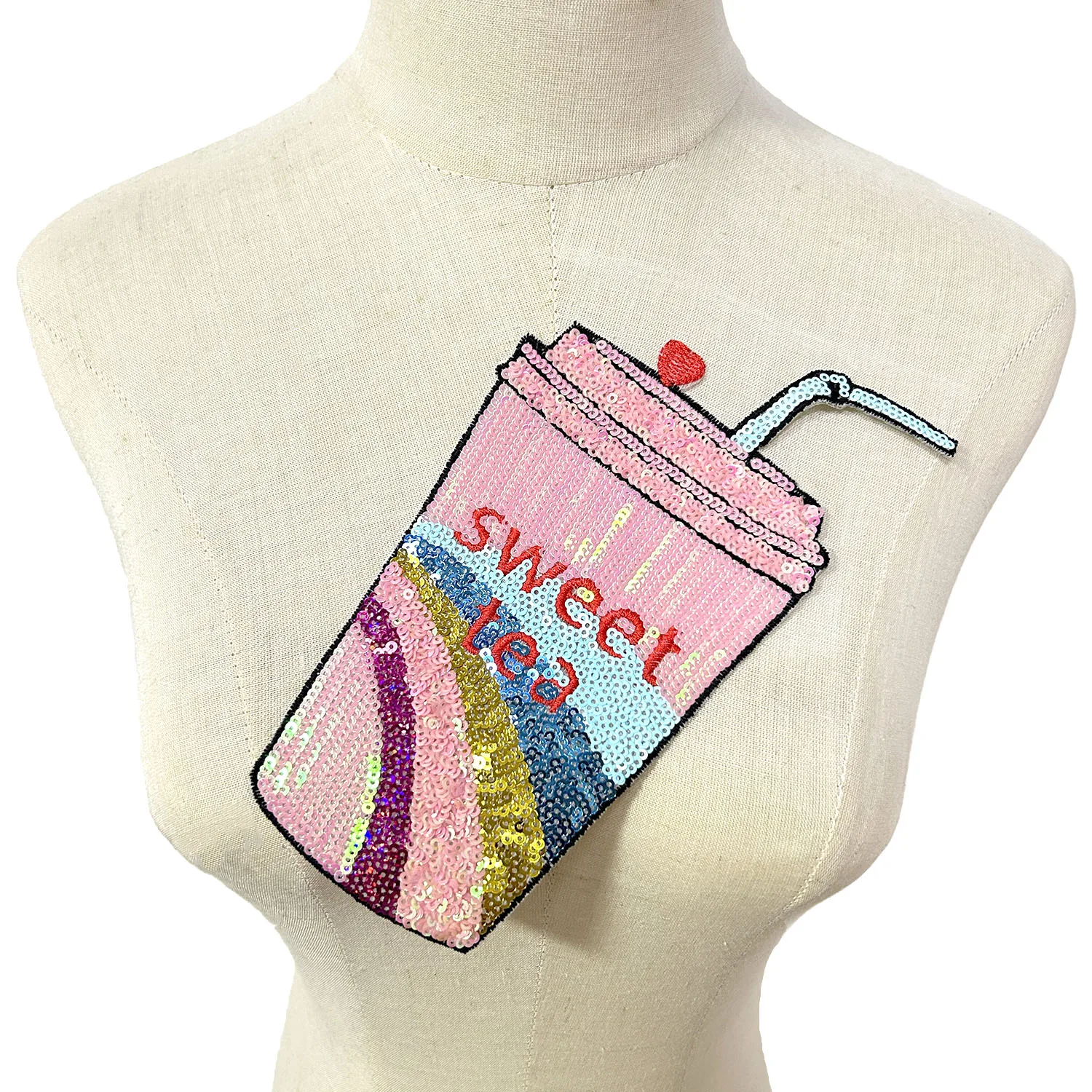 One Piece Rainbow Cup Bubble Tea Pailletten-Stickerei-Aufnäher, modisch, kreativ, niedlich, zum Aufbügeln für Kleidung, Taschen, DIY-Bekleidungszubehör