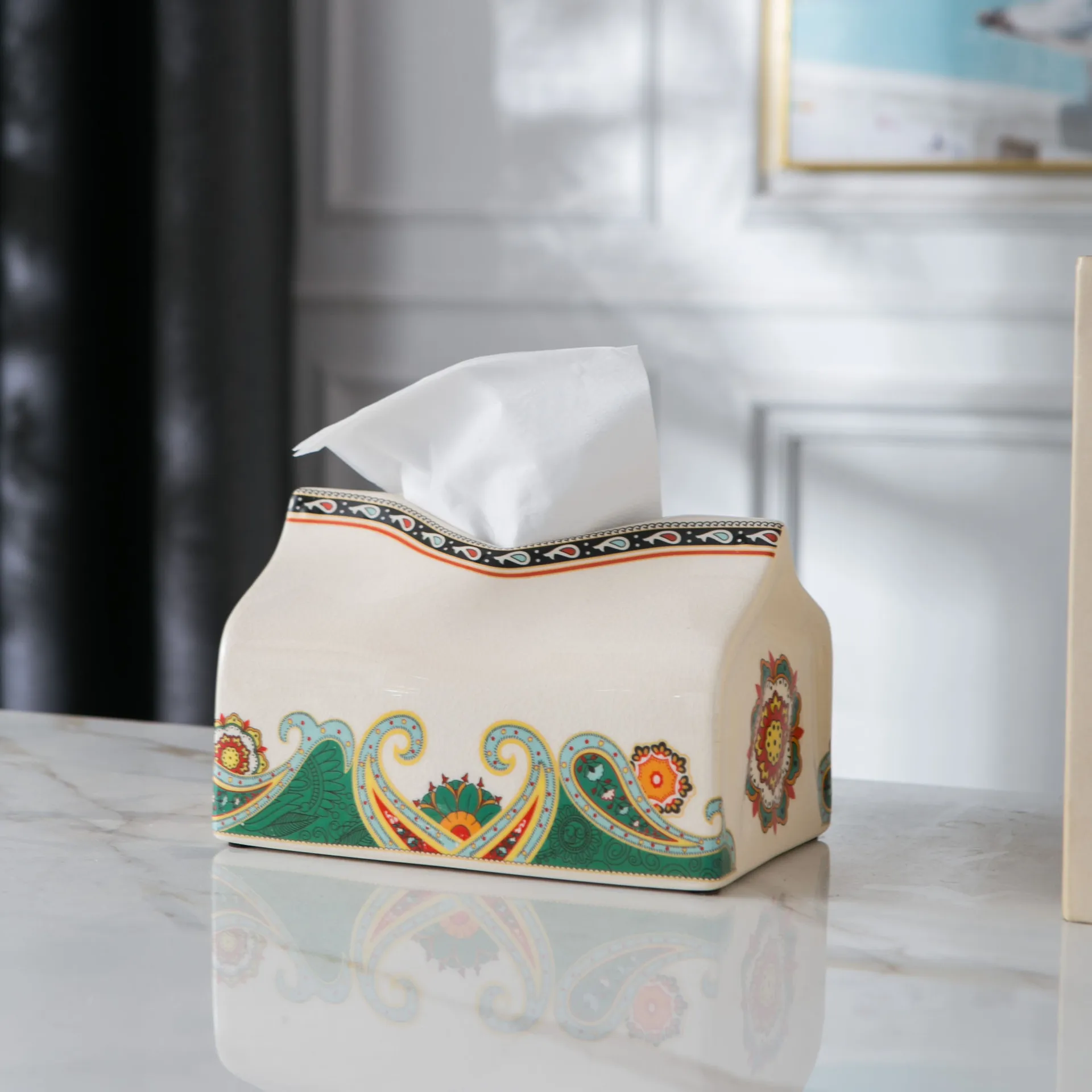 

New American style ceramic household tissue box, European style home living room decoration creative paper drawer