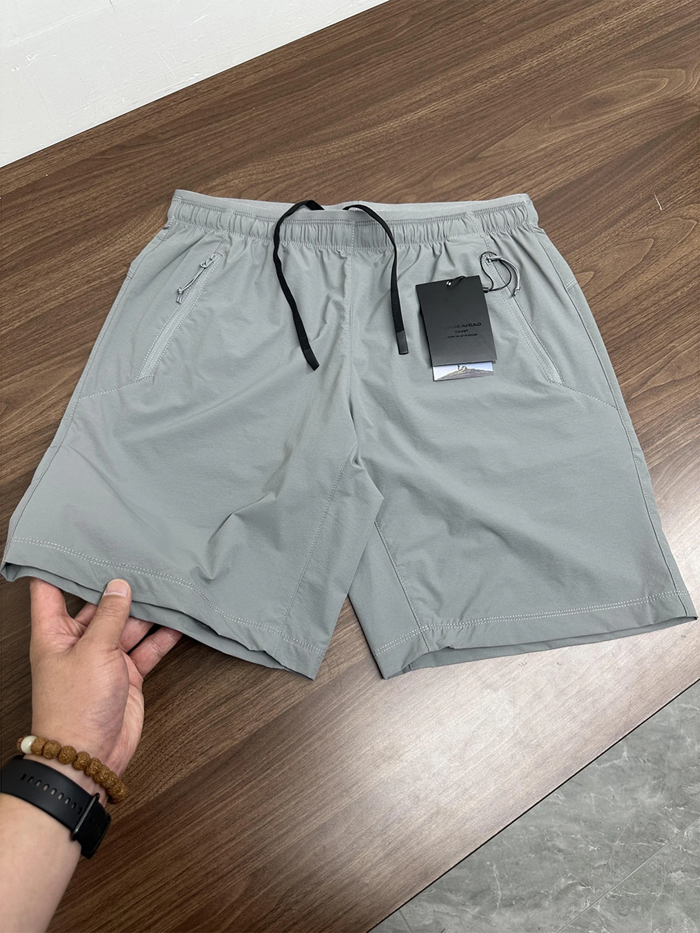 

Спортивные шорты для мужчин, летние, для бега на открытом воздухе, повседневные, в американском стиле, свободного кроя, со средней посадкой, молодежные, модные