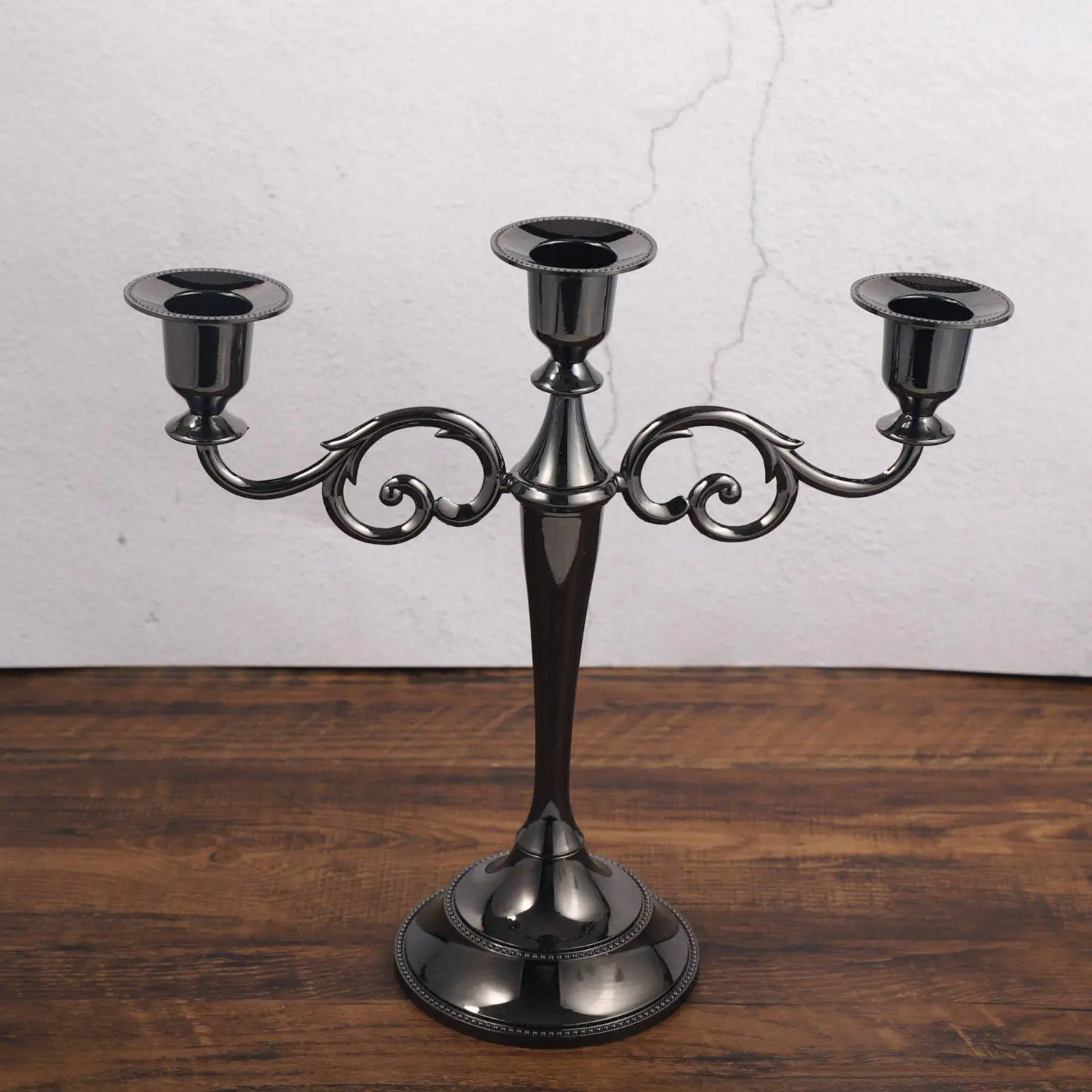 Retro Bronze Candle Holder Zinc Alloy Multi Arm Decorative Candelabra for Restaurant Hotel Events