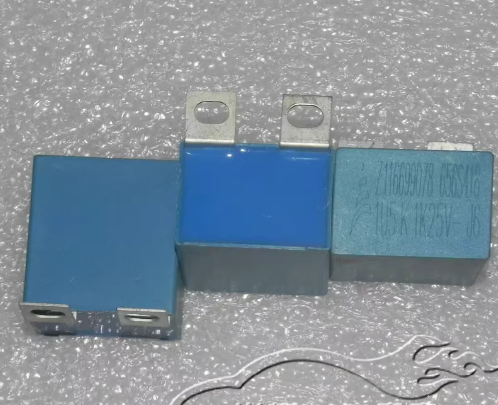 

1PCS/LOT EPCOS 1U5K 1K25V IGBT Absorption capacitance 1.5UF 1250V B32656S7155K418 Length 42MM* Width 30MM* height 45MM