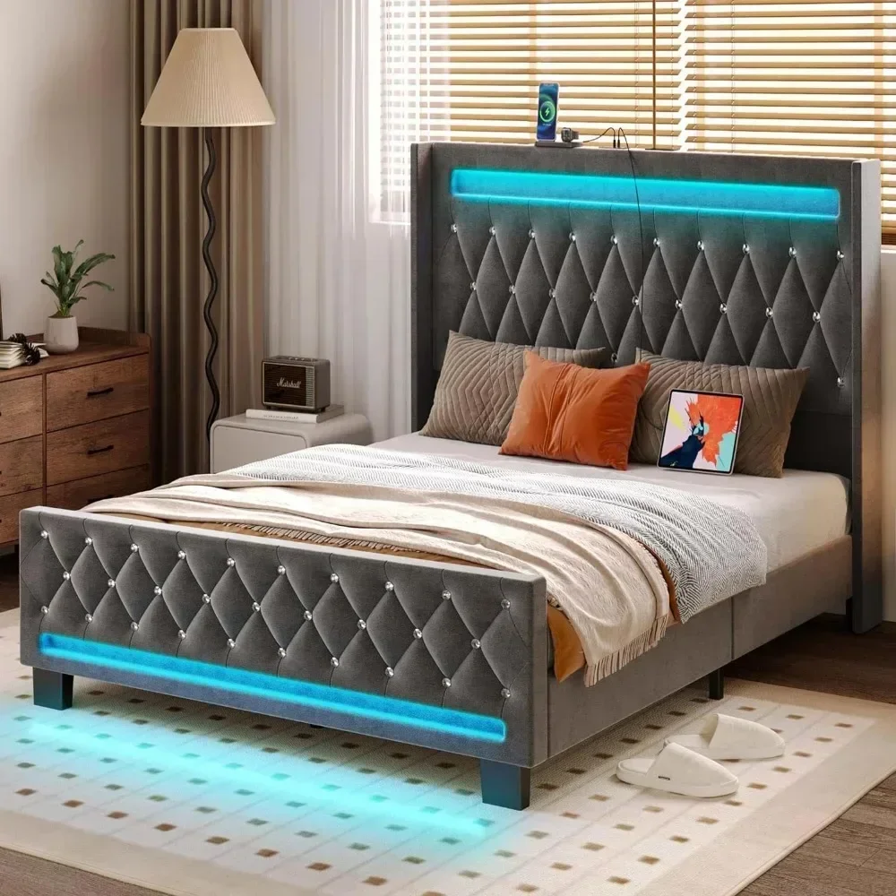 Bedframe Met Led Licht En Laadstation, Gestoffeerd Hoog Hoofdeinde En Voetenbord, Houten Latten, Geluidsvrij, Eenvoudige Montage