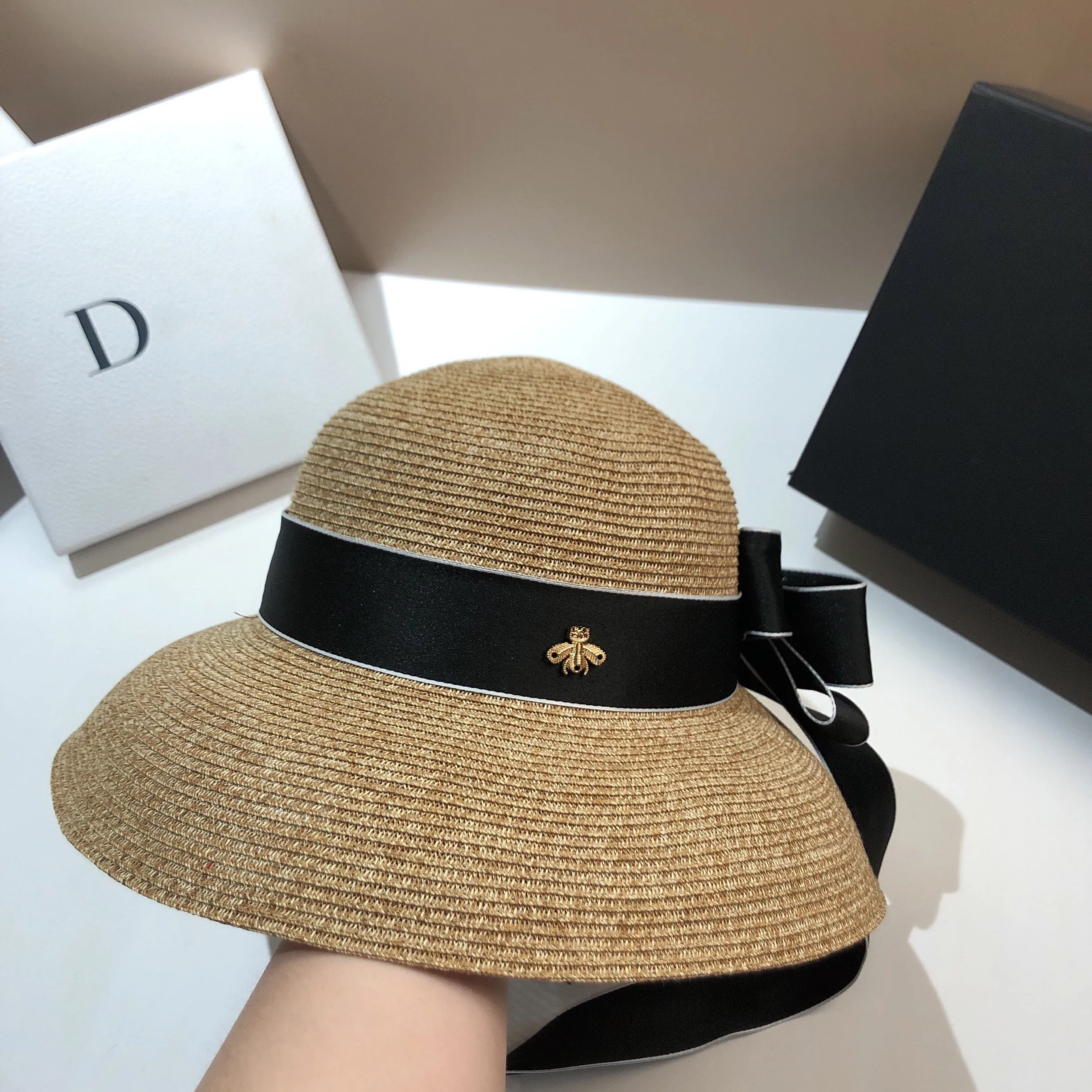 Summer high quality fine braid woven sun hat European and American French Hepburn style bow shade sun protection straw hat woman