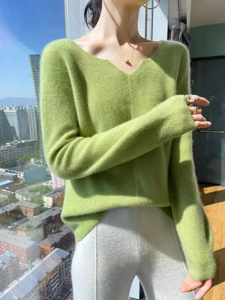 New 100 Pure Wool Knitted Base Sweater Women's Vneck Top Solid Color Interior Long Sleeve Cashmere Sweater Autumn/Winter Sweater