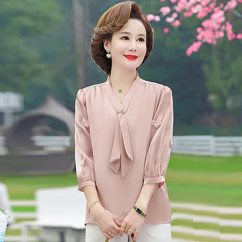 Frühlingsmode 7-Viertel-Ärmelhemd Chinesisches neues Herbst-Western-Stil einfaches besticktes Oberteil