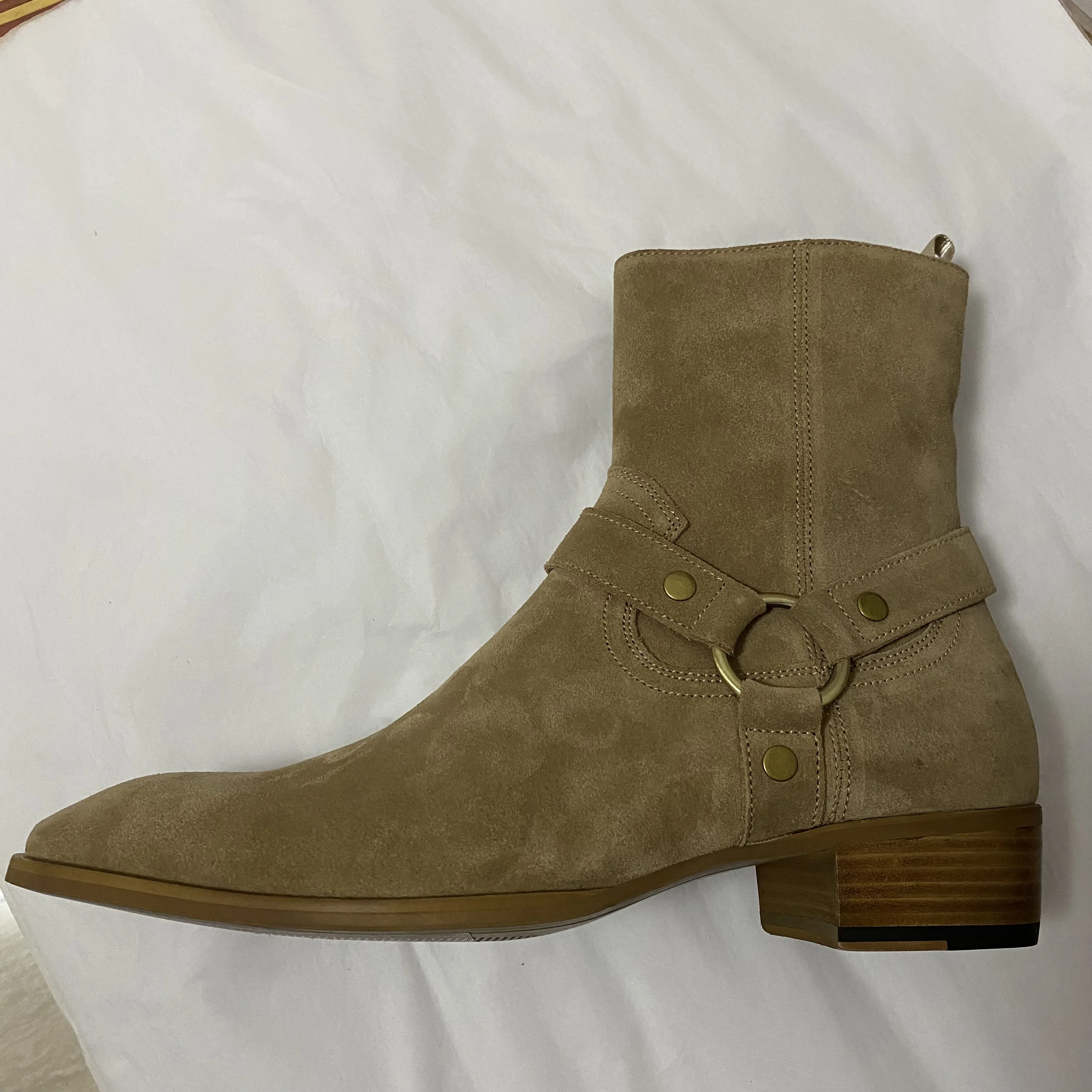 Handmade Factory Beige Cow Suede Leather Men Buckle Strap Ring Pairs Catwalk Chelsea Wedge Boots