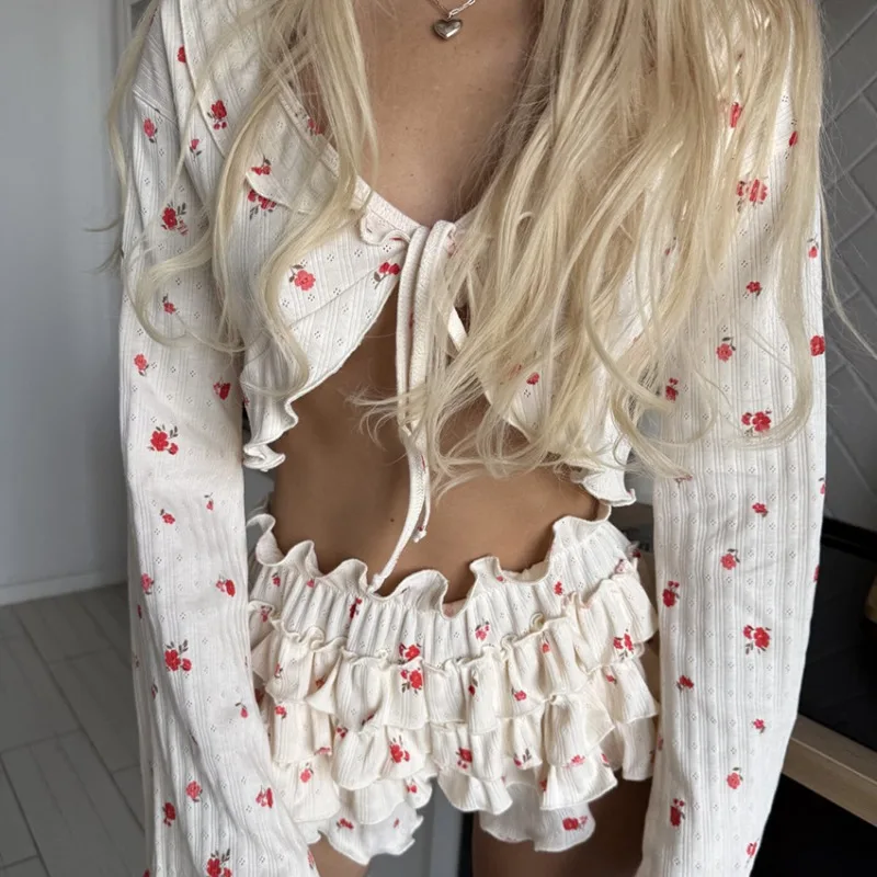 2026 Spring Summer New Women's Loungewear Set Comfortable Knitted Pajamas Ruffle Edges Breathable Printed Design L Size Floral
