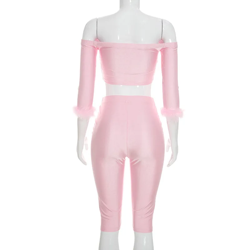 Damen Off-Shoulder Fuzzy Cuff 2-Teiliges Outfit Langarm Crop Top Hochgeschnittene Knielange Biker-Shorts Set Clubwear Passender Anzug – Detail 11