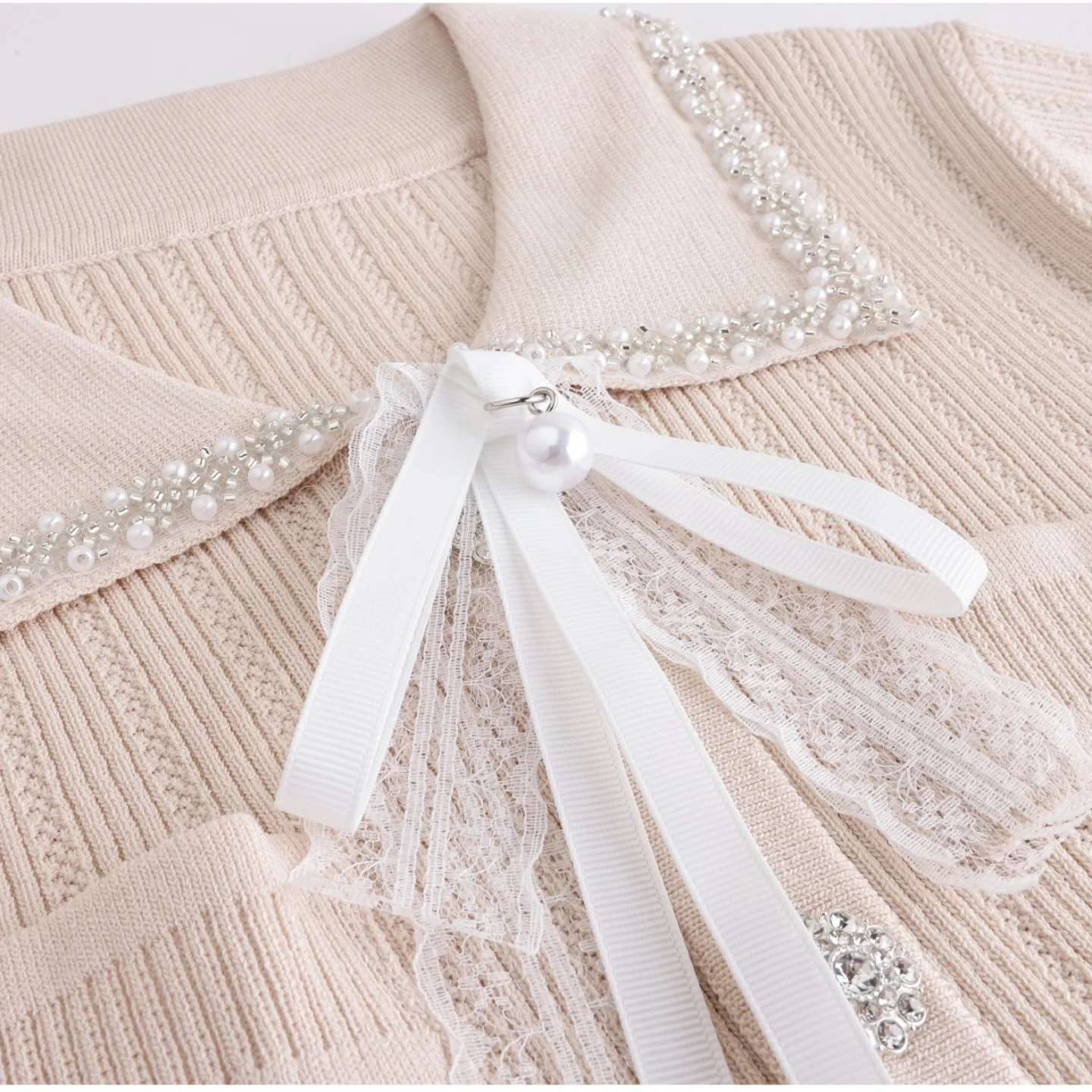 Summer New Thin Pullover Female Sweater Tshirt Simple Solid Vertical Beaded Button Lace Lapel Bowknot Knitwear Tops