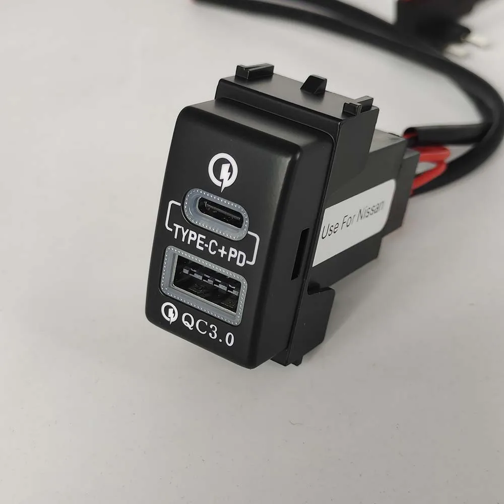 1 قطعة شاحن سيارة شاحن سريع نوع-C PD USB QC3.0 المقبس محول الطاقة صالح لنيسان باترول Y62 X-TRAIL صني سيلفي Teana
