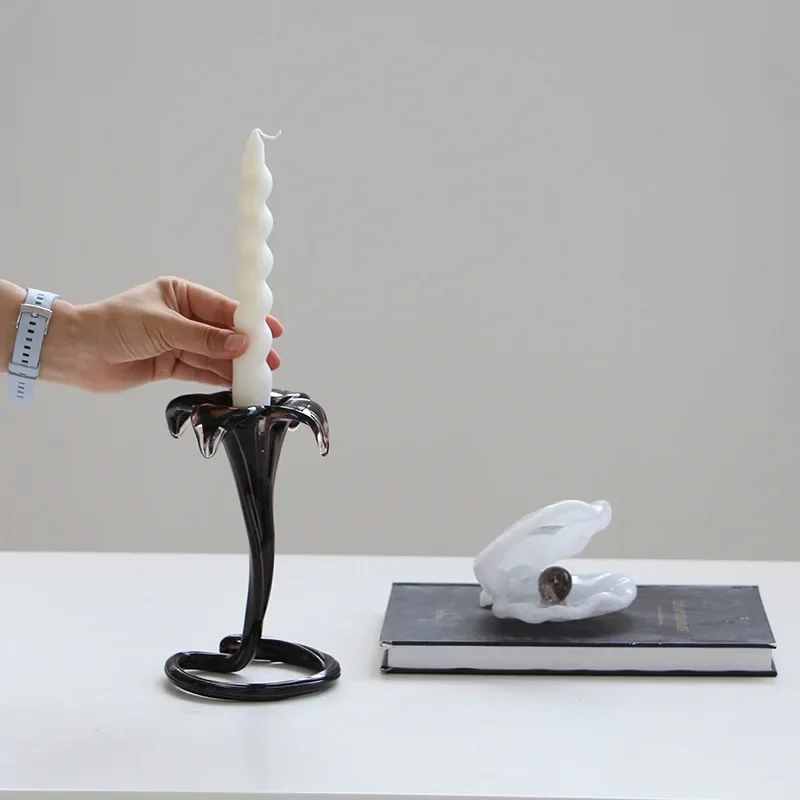 Creative Glass Candlestick Lily Tall Candle Holder Simulated Flower Storage Rack Transparent Flower Candle Stick Holder Home Dec
