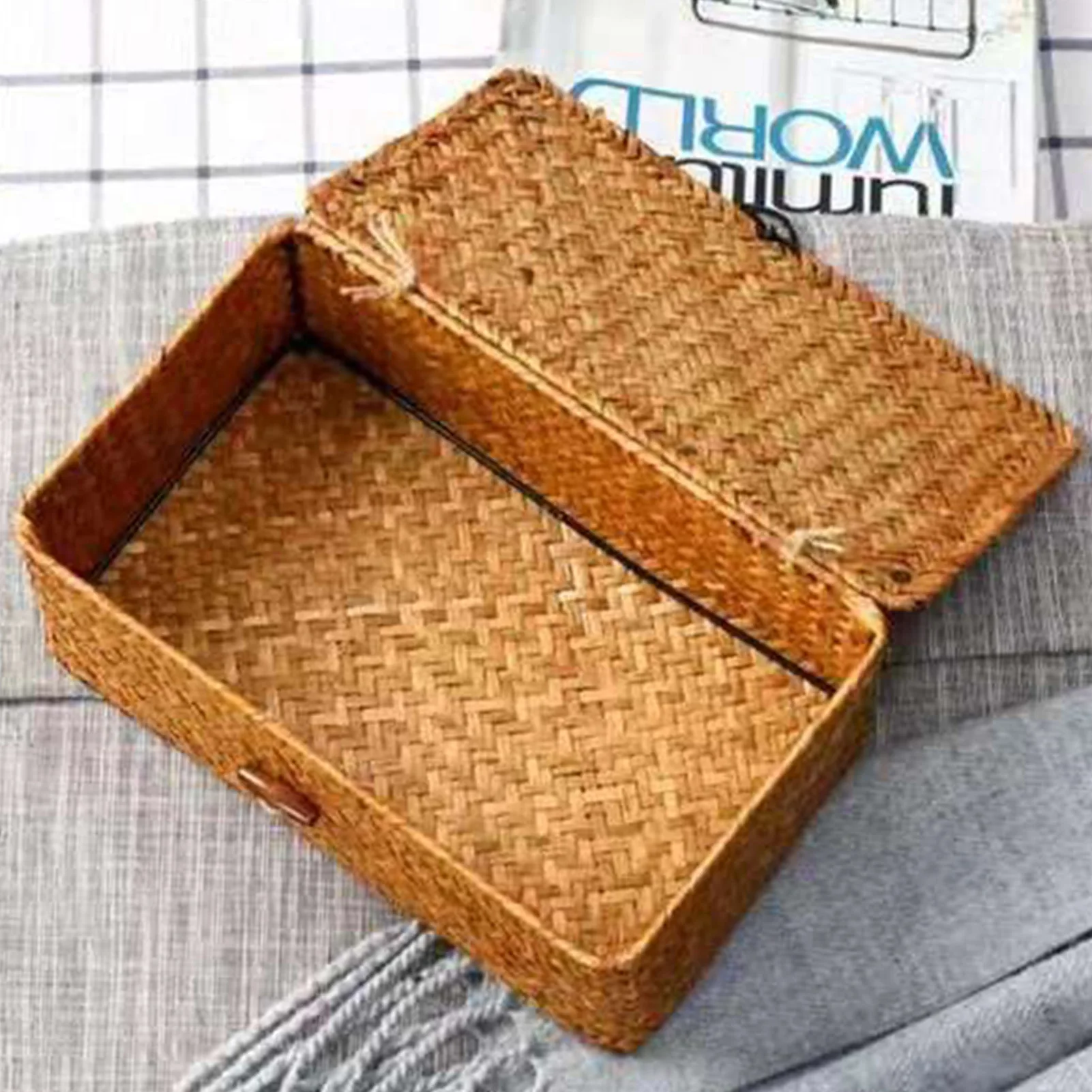 Handwoven Straw Storage Box with Lid Vintage Rustic Handwoven Lidded Basket for Trinkets Cosmetics or Crafts