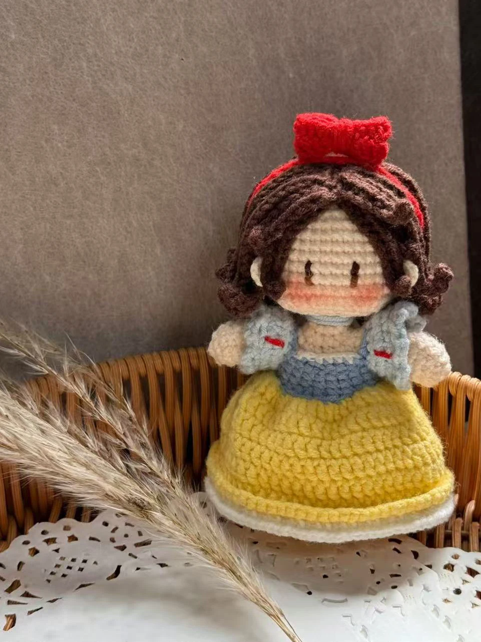 DIY Crochet Material Kit Snow White Doll Keychain Hanging Ornament Handmade Wool Yarn Crafts for Time Killing