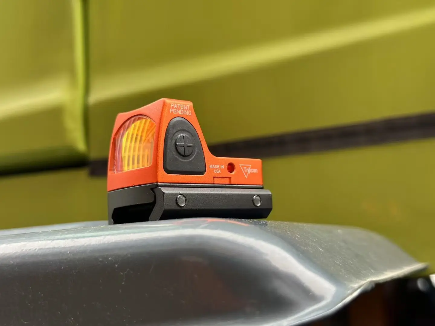 high-defn-red-dot-metal-full-holoaphic-sight-aim-device-rmr-toy-model-bow-gun-zeroing-coated-bot-board-target-holder