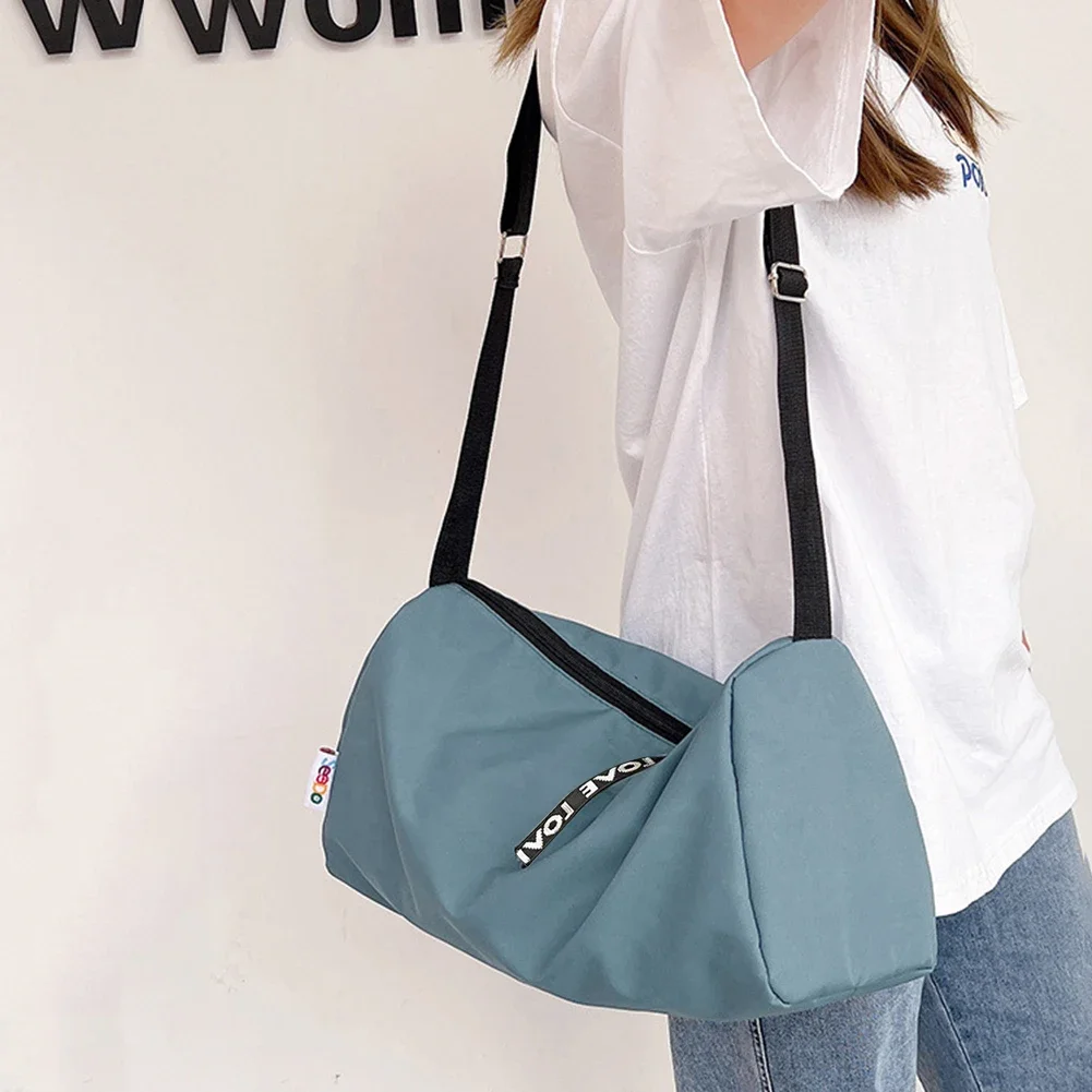 Women Gym Bag Folding Travel Bags Waterproof Fitness Training Bag Large Capacity Yoga Bag Ultralight Luggage Bag Sports Backpack