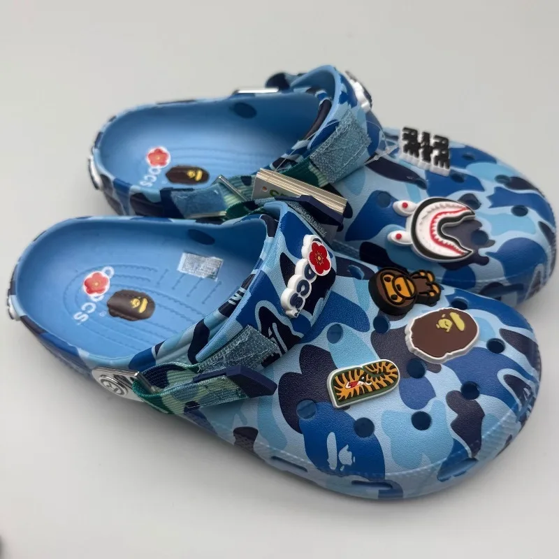 

2026 new adult hole shoes, Bayp ape head, men's and women's cool slippers, non-slip soft soles, and beach shoes