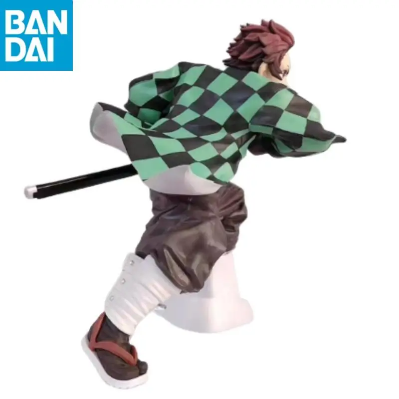 本物のバンダイナムコバンプレストデーモンスレイヤーマキシマティック竈門炭治郎 Pvc 18 センチメートルフィギュアアニメモデルデスクトップ装飾ギフト人形おもちゃ