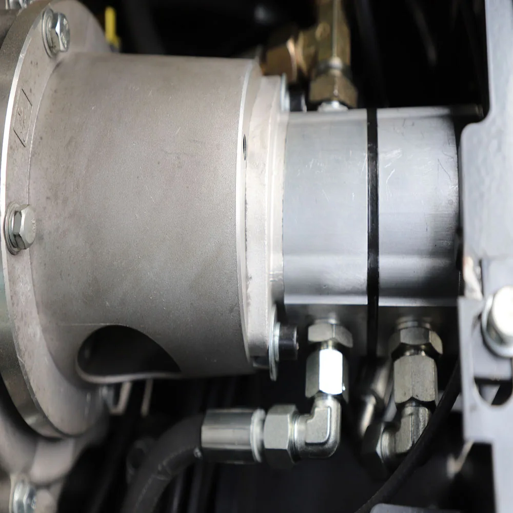 Escavadeira pequena, adequada para pomares e fazendas, miniescavadeira acessível, escavadeira Kubota personalizável com motor EPA Euro 5