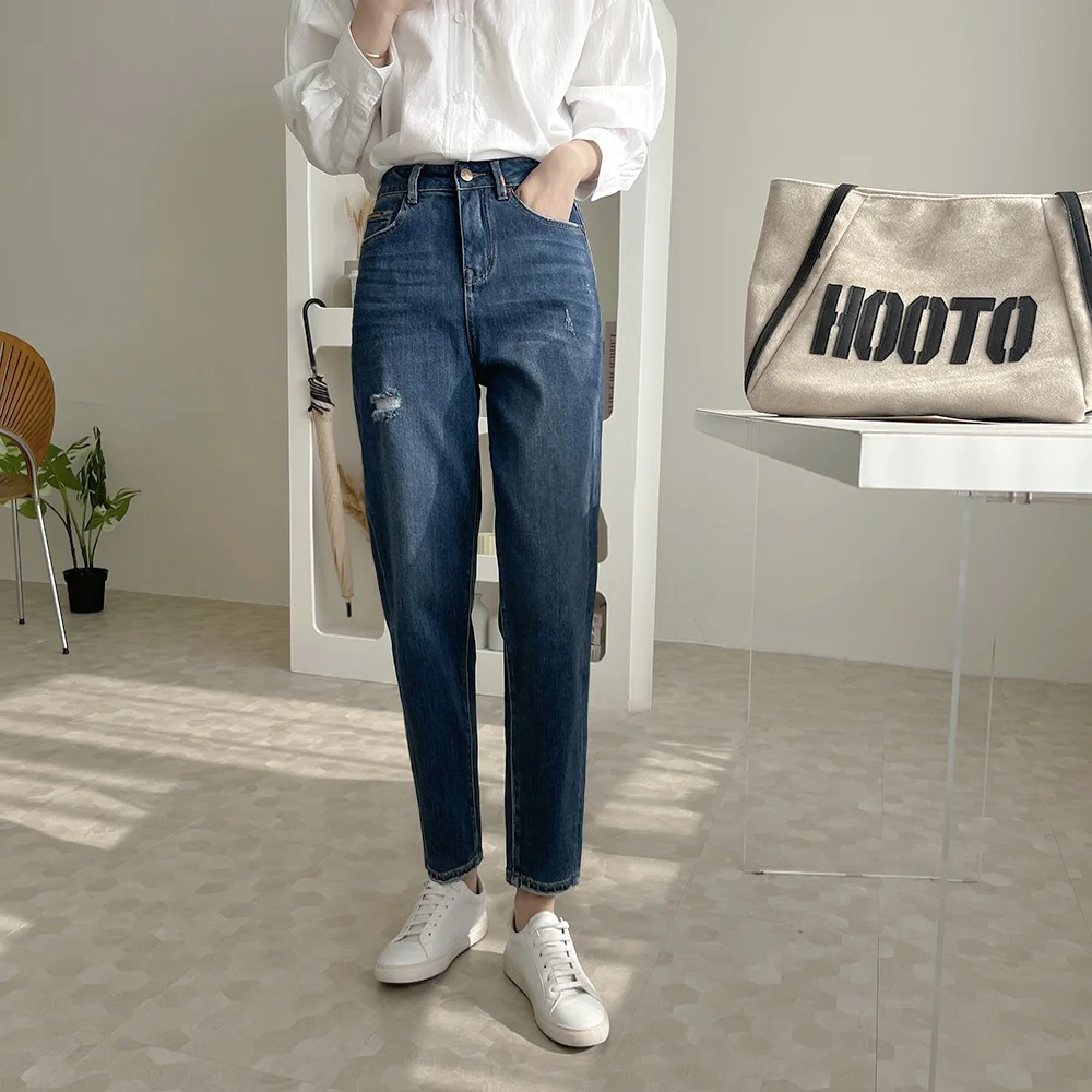 Calça Jeans Cintura Alta com Rasgos para Corpo em Formato de Pêra, Versátil, Longa, em Aodão, com Bolsos e Zíper, para o Ou...