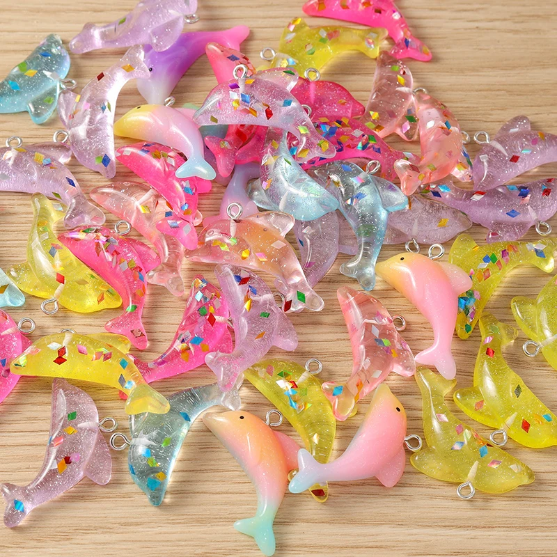 Tusember 10 Stück niedliche Meerestiere, bunte Delfin-Anhänger aus Kunstharz für DIY-Ohrringe, Armbänder, Schlüsselanhänger, Schmuckzubehör – Detail 1