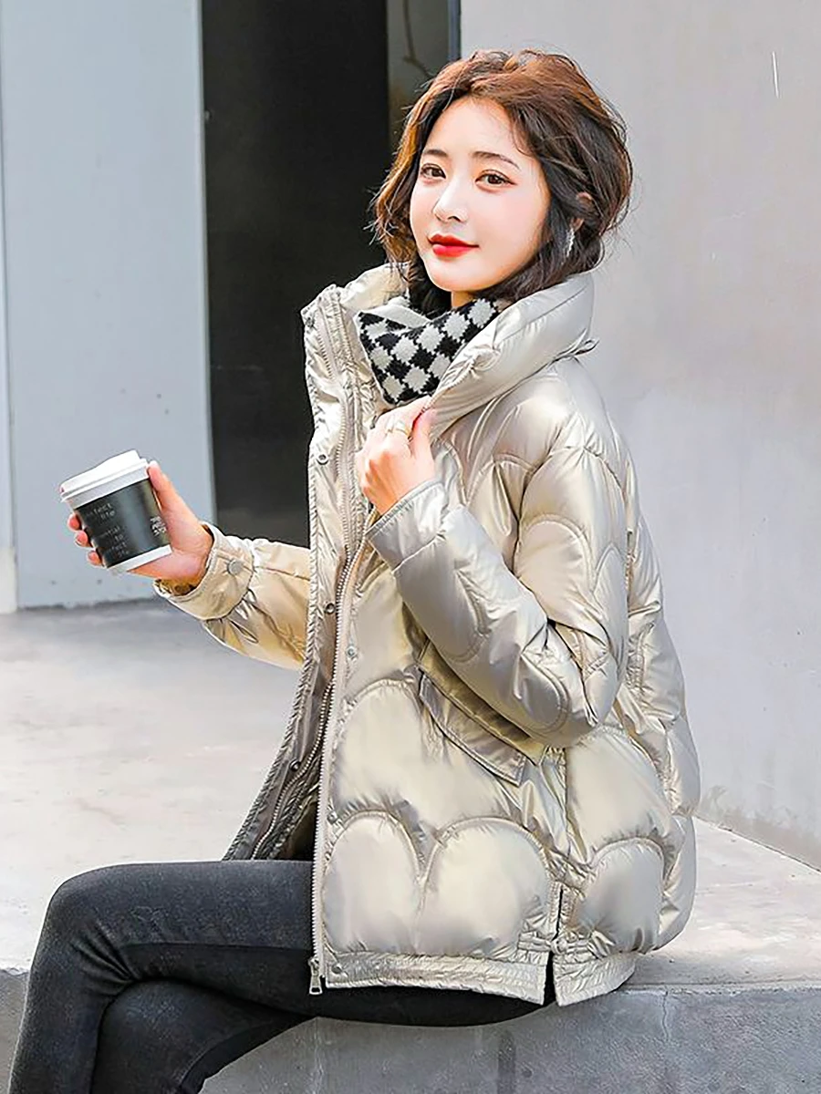 Lightweight Short Puffer Jacket Women's Winter Cotton Coat No Wash Bread Style Fashionable New Arrival 2026 Commute Style