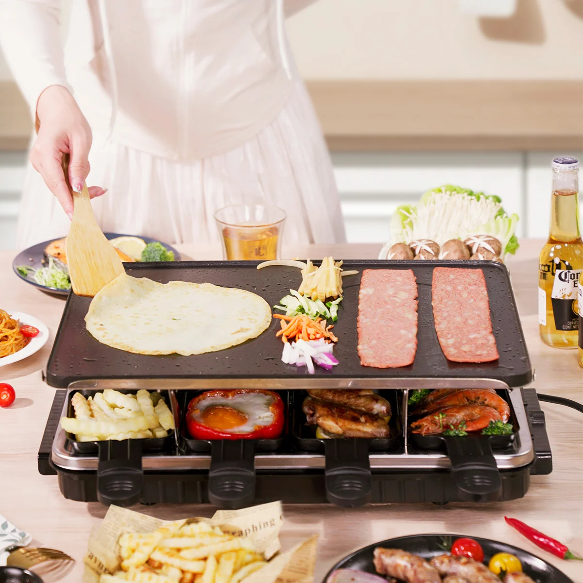 Hot Sale Korean Smokeless Indoor Raclette Grill Electric Roast Meat Bbq Grill Machine in Stock