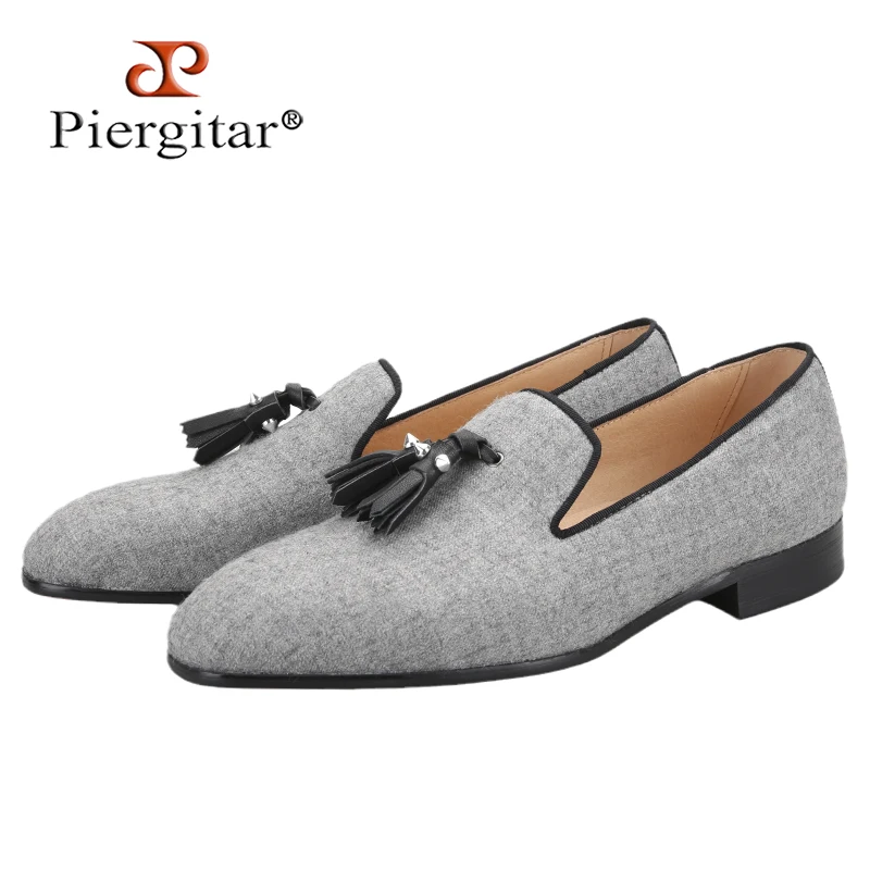 

Piergitar Gray Woolly Men's Loafers With Sliver Spikes Tassels Handmade Slip-On Slippers Luxurious CL Brand Same Style Red Sole