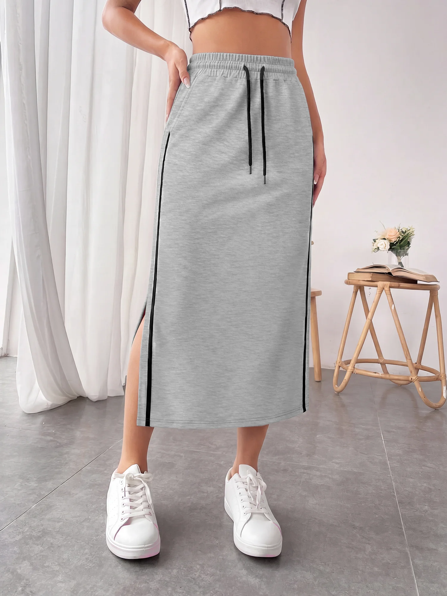 Trendy Athleisure Gray Striped Long Sweat Skirt Side Split Hem Elastic Drawstring Waist Pocket Midi Skirt For Women