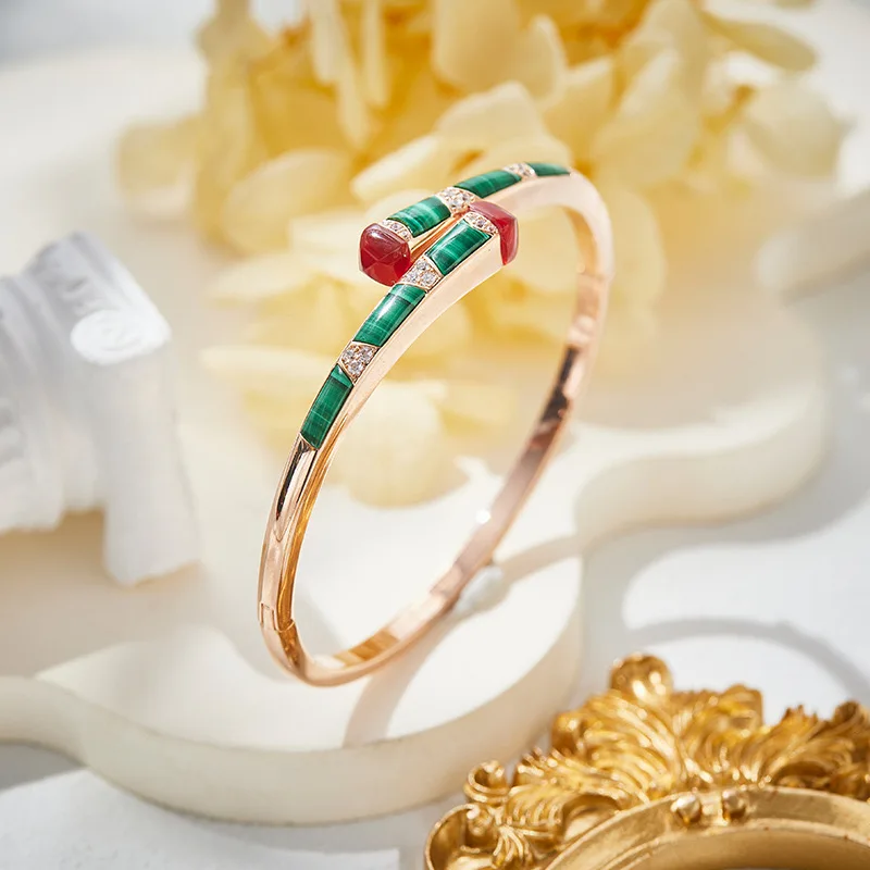 Luxury Fashion Style High-end Bracelet Bangle For Women Lady Inlay Cubic Zircon Malachite Plated Champaign Gold Color Jewelry