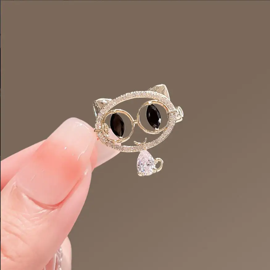 1PC Mini Zircon Animal Insect Lapel Pins For Women Unisex Crystal Butterfly Bee Brooches Banquet Jewelry Gifts image 5