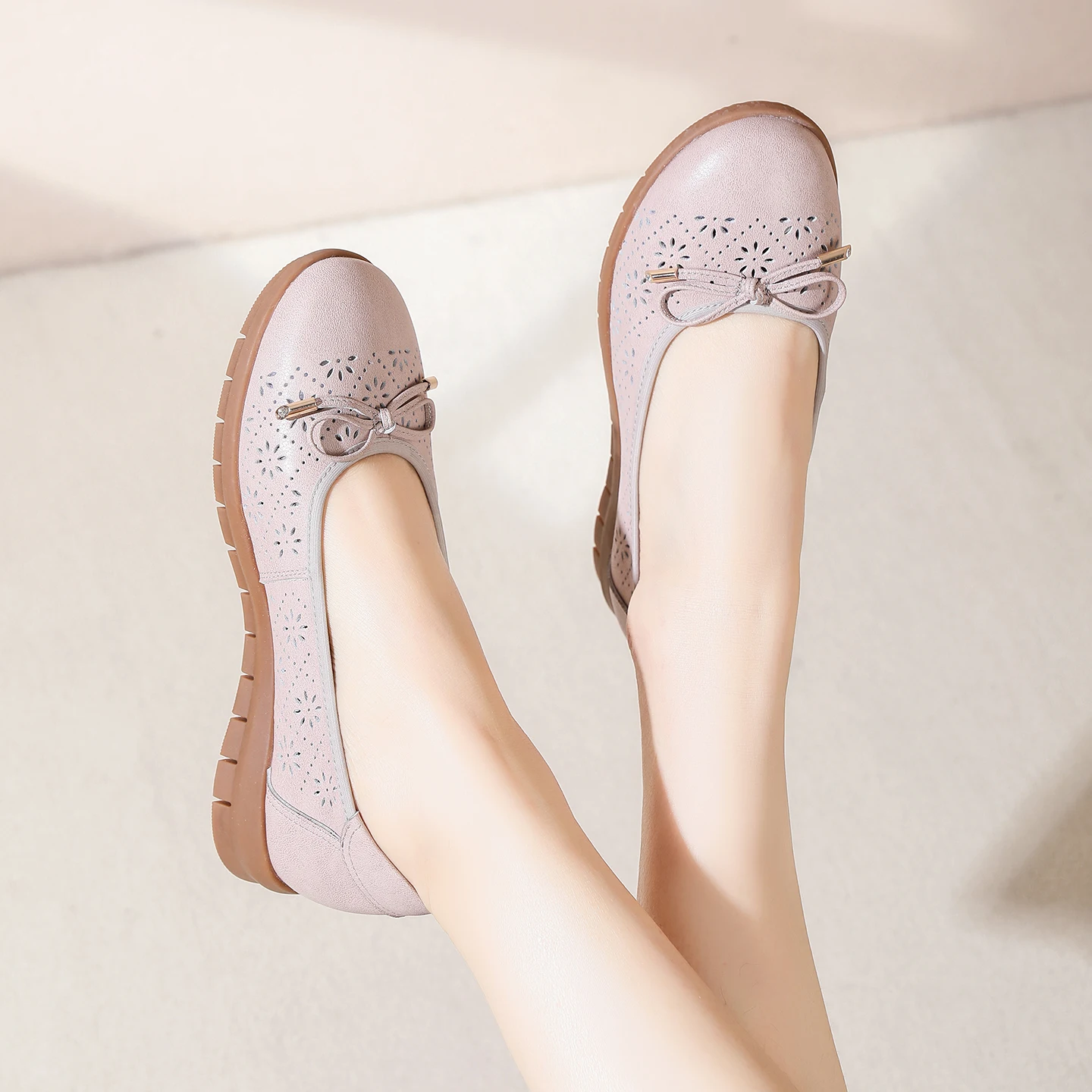 leather-hollow-out-women's-single-shoes-comfortable-soft-bottom-anti-slip-mom-shoes-not-tired-footwear-spring-new-style-fashion