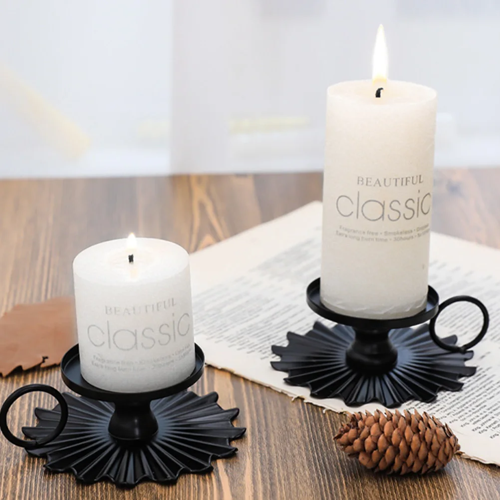 

2pcs Handheld Candlestick Metal Wrought Iron Vintage Holders Retro Decorative Home Wedding Party Atmosphere Decoration Chic